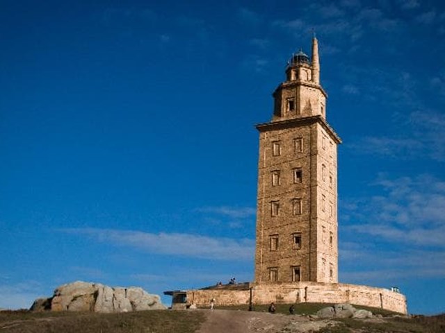 AYUDAS A LA CONSOLIDACIÓN Y AL FORTALECIMIENTO DEL TEJIDO EMPRESARIAL EN LOS AYUNTAMIENTOS DE LA PROVINCIA DA CORUÑA A TRAVÉS DEL APOYO A LA INVERSIÓN EN BIENES INVENTARIABLES DE PEQUEÑAS, MEDIANAS Y MICROEMPRESAS 