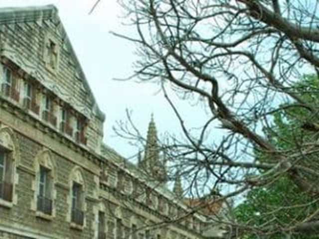 El T.S.J.C. Autoriza A Un Funcionario A Disfrutar De Las Vacaciones Del Año Anterior, En Que Estuvo De Baja.