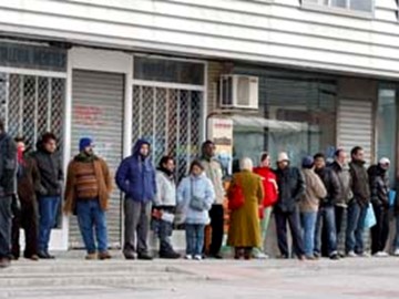 Entra En Vigor La Prorroga De La Ayuda De Cuatrocientos Euros A Los Parados Sin Ingresos