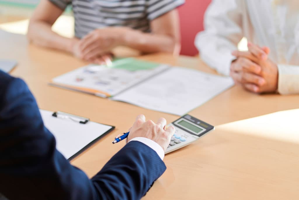 Asesoría fiscal y mercantil para empresas, emprendedores y autónomos